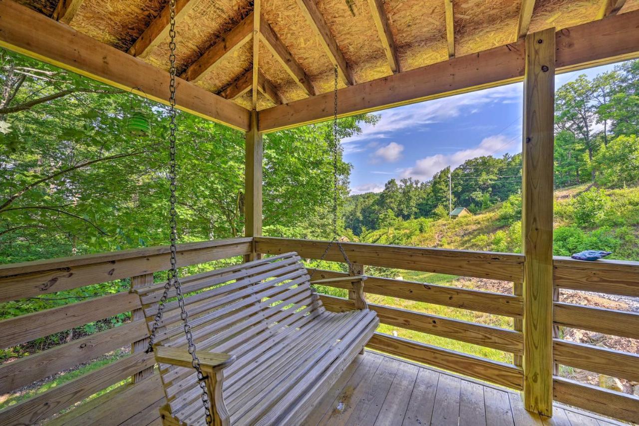 Charming Fancy Gap Cabin With Deck And Gas Grill! Zewnętrze zdjęcie