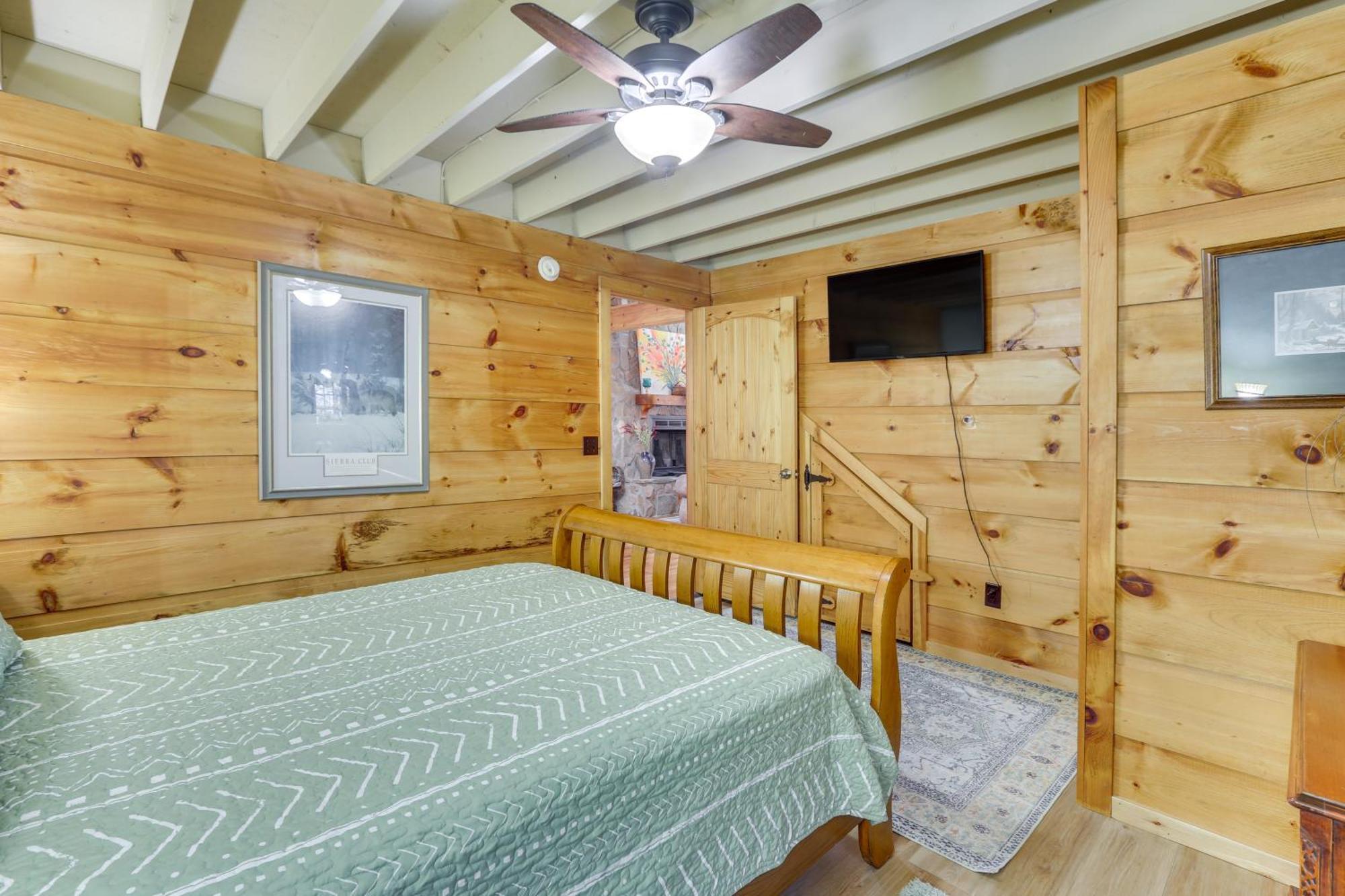 Charming Fancy Gap Cabin With Deck And Gas Grill! Zewnętrze zdjęcie
