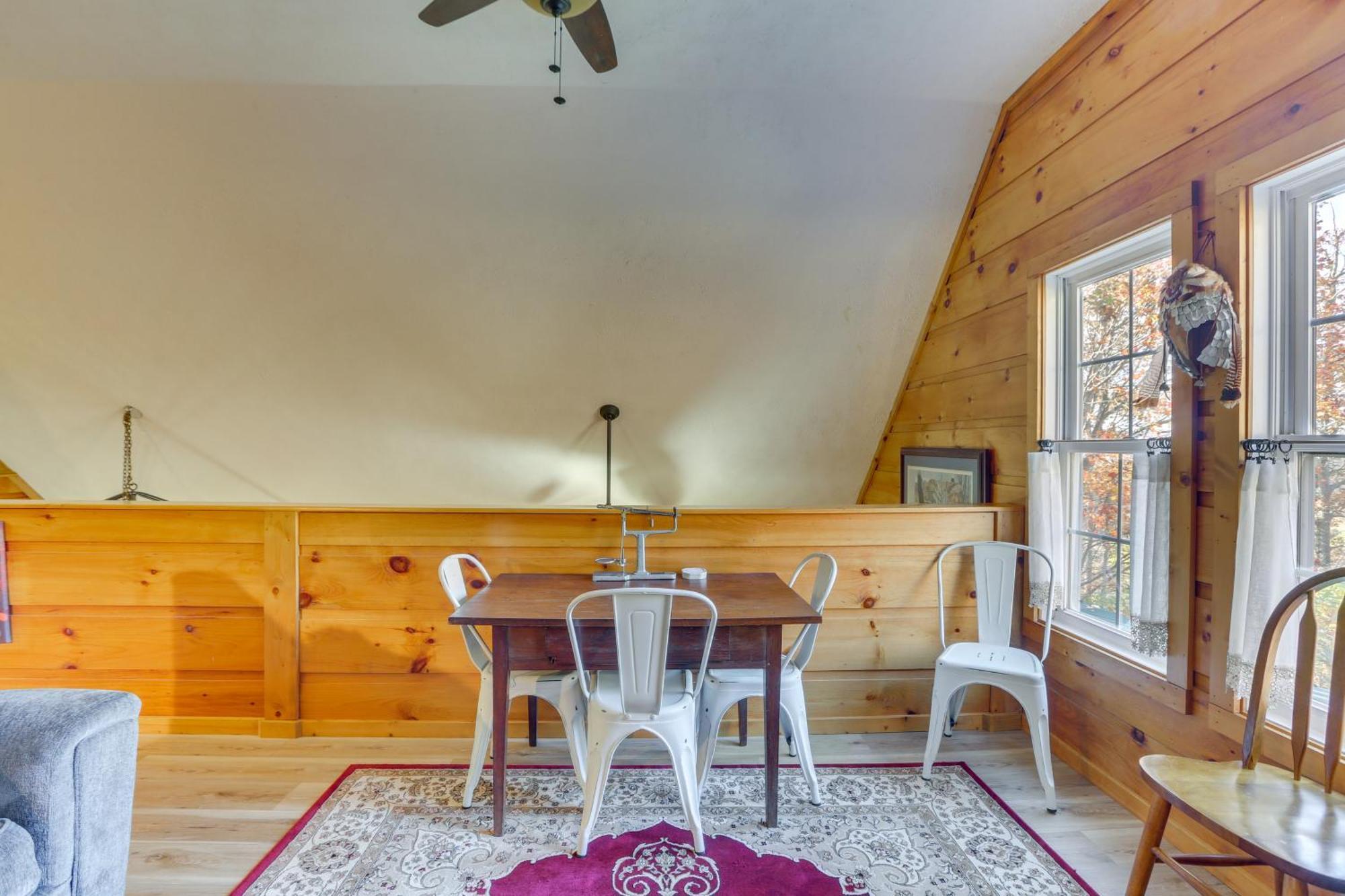 Charming Fancy Gap Cabin With Deck And Gas Grill! Zewnętrze zdjęcie
